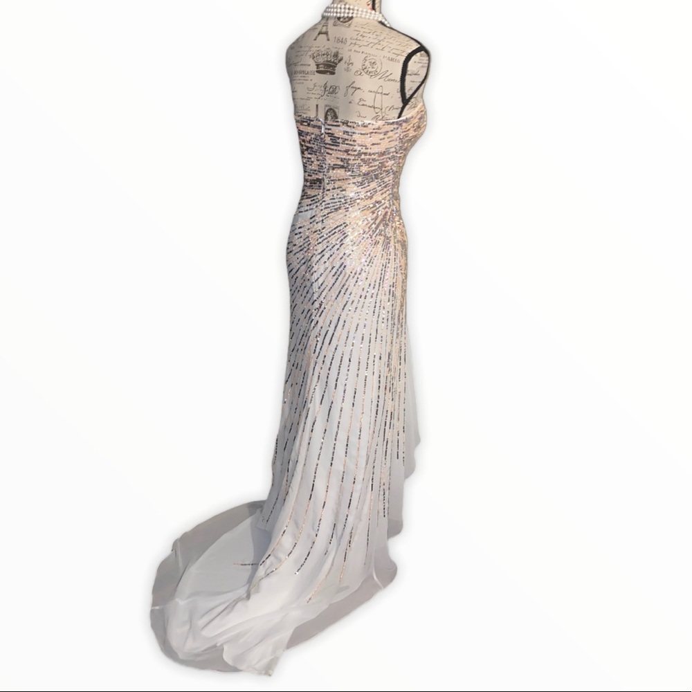 Barbie stunning dress high rise leg slit - Picture 8 of 17